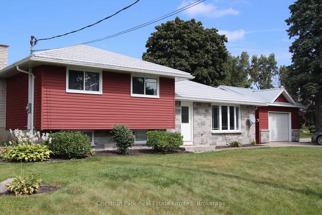 25 Low St, House detached with 3 bedrooms, 3 bathrooms and 4 parking in Prince Edward County ON | Image 28