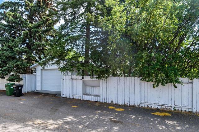 11015 Bradbury Drive Sw, House detached with 4 bedrooms, 2 bathrooms and 2 parking in Calgary AB | Image 26