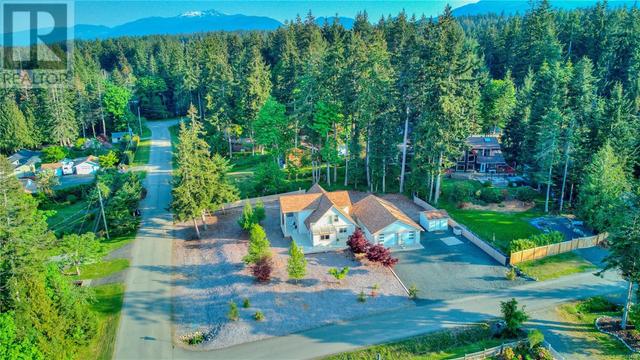 4686 Maple Guard Dr, House detached with 3 bedrooms, 4 bathrooms and 2 parking in Nanaimo H BC | Image 81