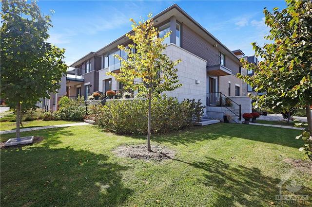 390 Deschatelets Avenue, House detached with 3 bedrooms, 4 bathrooms and 2 parking in Ottawa ON | Image 29