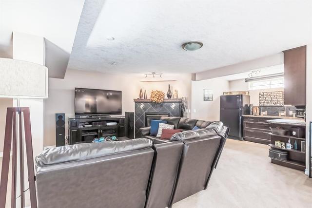 60 Westpoint Gardens Sw, House detached with 3 bedrooms, 3 bathrooms and 4 parking in Calgary AB | Image 40