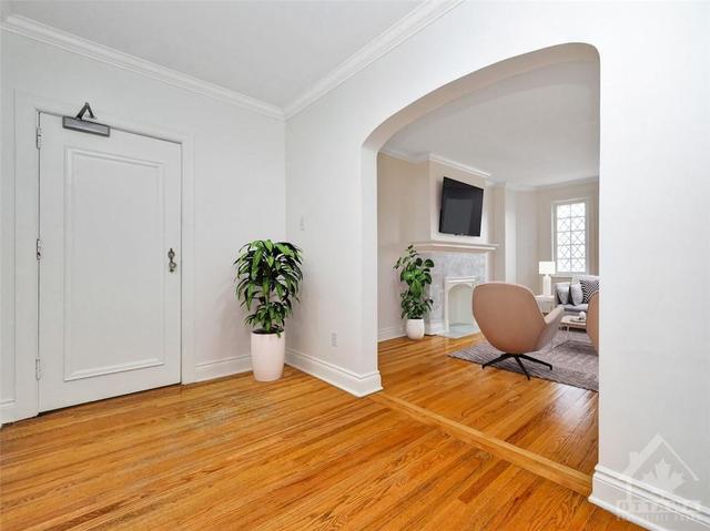 5 - 180 Augusta Street, Condo with 3 bedrooms, 1 bathrooms and 1 parking in Ottawa ON | Image 5