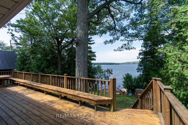52 Cow Island, House detached with 2 bedrooms, 1 bathrooms and 0 parking in Otonabee South Monaghan ON | Image 5