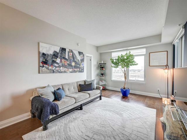 717 - 24 Woodstream Blvd, Condo with 2 bedrooms, 2 bathrooms and 1 parking in Vaughan ON | Image 5