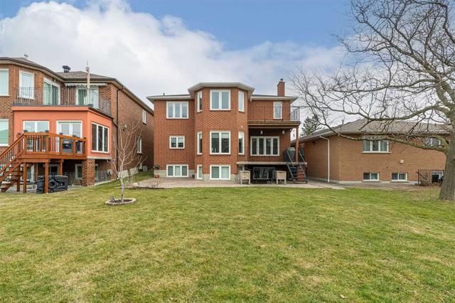 51 White Ave, House detached with 4 bedrooms, 5 bathrooms and 8 parking in Toronto ON | Image 32