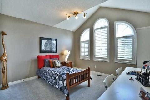 1035 Trailview Dr, House detached with 4 bedrooms, 5 bathrooms and 2 parking in Oakville ON | Image 13