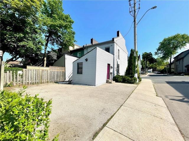 275 Main Street W, House attached with 2 bedrooms, 1 bathrooms and 4 parking in Hamilton ON | Image 44
