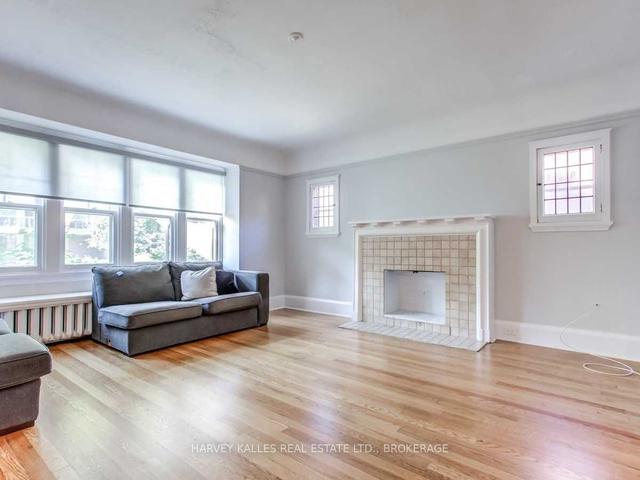169 Balmoral Ave, House detached with 5 bedrooms, 4 bathrooms and 1 parking in Toronto ON | Image 23