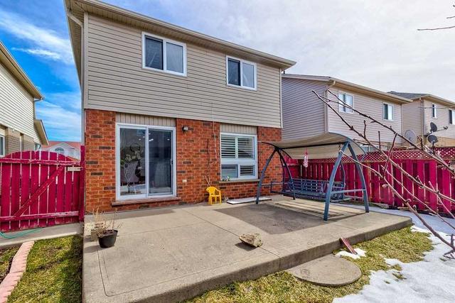 953 Copper Leaf Cres, House detached with 3 bedrooms, 3 bathrooms and 3 parking in Kitchener ON | Image 12