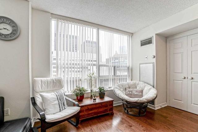 1904 - 71 Simcoe St, Condo with 1 bedrooms, 1 bathrooms and 1 parking in Toronto ON | Image 8