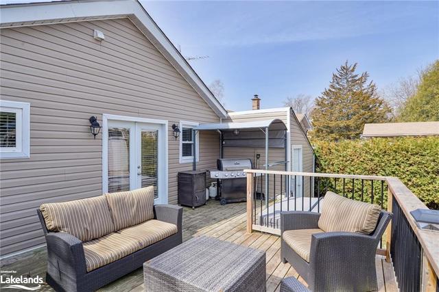 983 Isabella St Street, House detached with 2 bedrooms, 1 bathrooms and null parking in Innisfil ON | Image 18