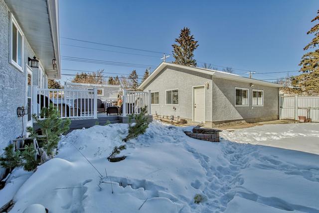 4652 Namaka Crescent Nw, House detached with 3 bedrooms, 2 bathrooms and 4 parking in Calgary AB | Image 25