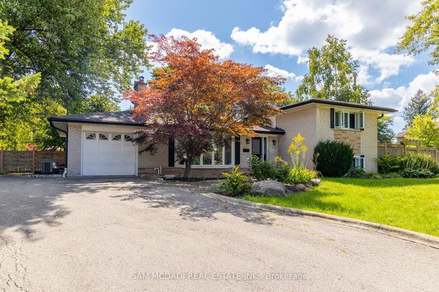 1198 Willowbrook Dr, House detached with 4 bedrooms, 2 bathrooms and 7 parking in Oakville ON | Image 1