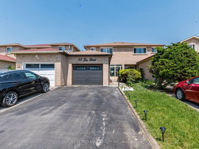 35 Jay St, House semidetached with 3 bedrooms, 4 bathrooms and 3 parking in Brampton ON | Image 1