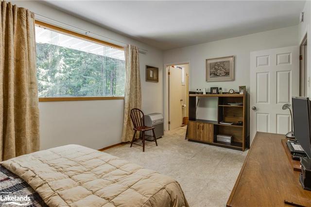 105 Gilwood Park Drive, House detached with 3 bedrooms, 2 bathrooms and 11 parking in Penetanguishene ON | Image 7