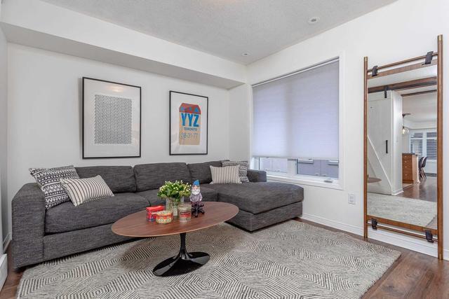 67 - 55 Foundry Ave, Condo with 3 bedrooms, 2 bathrooms and 1 parking in Toronto ON | Image 9