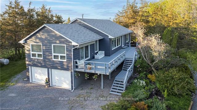 90 County Rd 13, House detached with 3 bedrooms, 3 bathrooms and 6 parking in Prince Edward County ON | Image 12