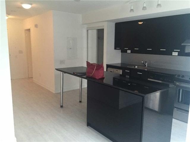 809b - 19 Singer Crt, Condo with 0 bedrooms, 1 bathrooms and 0 parking in Toronto ON | Image 3