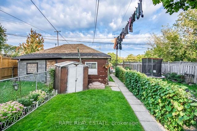 287 Sixth St, House attached with 3 bedrooms, 2 bathrooms and 1 parking in Toronto ON | Image 33