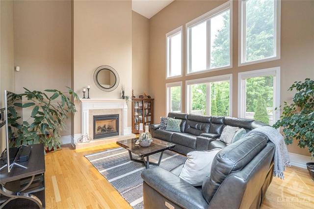 103 Osprey Crescent, House detached with 4 bedrooms, 5 bathrooms and 6 parking in Ottawa ON | Image 11
