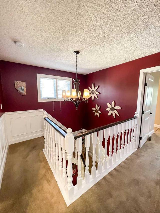 9905 75 Avenue, House detached with 5 bedrooms, 3 bathrooms and 2 parking in Grande Prairie AB | Image 18