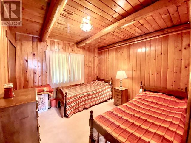 6314 Pioneer Road, House detached with 2 bedrooms, 2 bathrooms and null parking in Cariboo L BC | Image 19