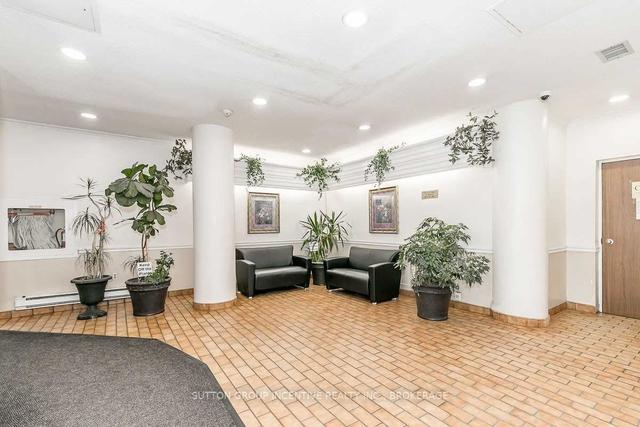 201 - 5580 Sheppard Ave E, Condo with 3 bedrooms, 1 bathrooms and 1 parking in Toronto ON | Image 12