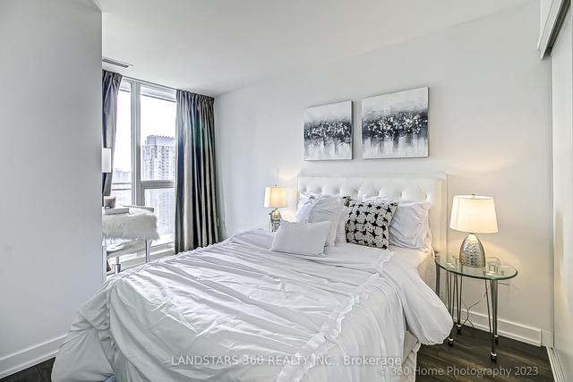 3502 - 25 Capreol Crt, Condo with 1 bedrooms, 1 bathrooms and 1 parking in Toronto ON | Image 10
