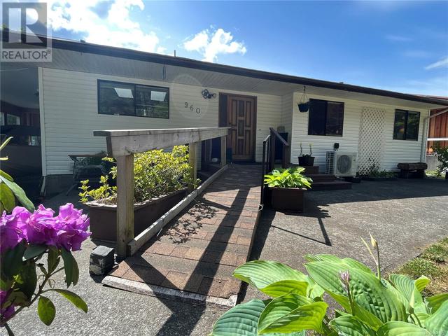 960 Marine Dr, House detached with 5 bedrooms, 3 bathrooms and 3 parking in Port Alice BC | Image 3