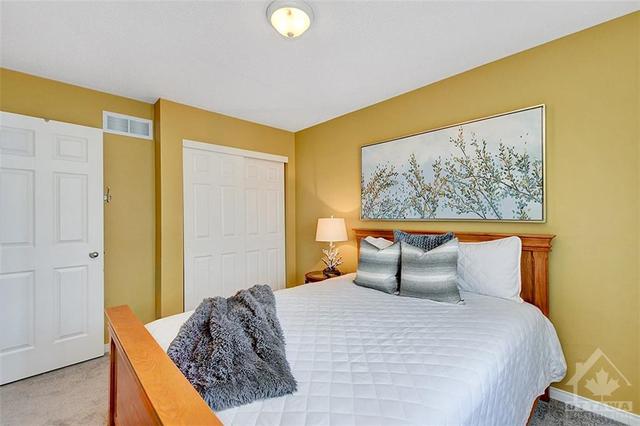 106 Hawktree Ridge, Townhouse with 3 bedrooms, 3 bathrooms and 3 parking in Ottawa ON | Image 20
