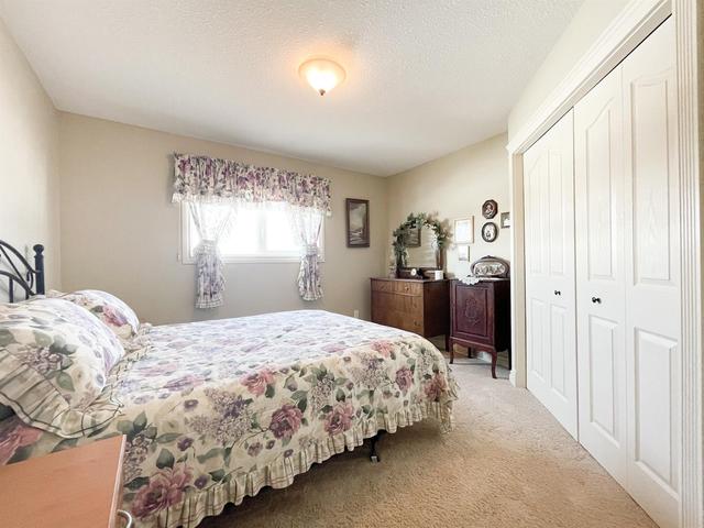 65016 Twp Rd 442, House detached with 5 bedrooms, 3 bathrooms and null parking in Wainwright No. 61 AB | Image 24