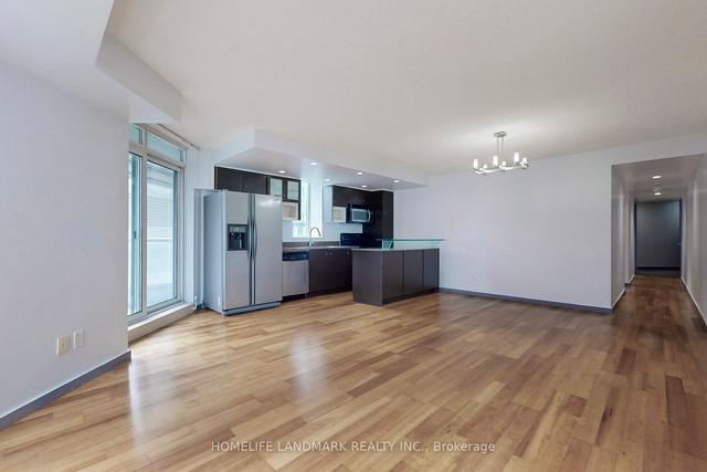 612 - 8 York St, Condo with 2 bedrooms, 2 bathrooms and 1 parking in Toronto ON | Image 17