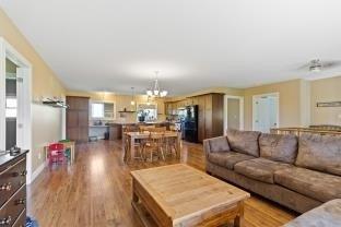 025795 Euphrasia St, Home with 2 bedrooms, 3 bathrooms and 15 parking in Meaford ON | Image 2