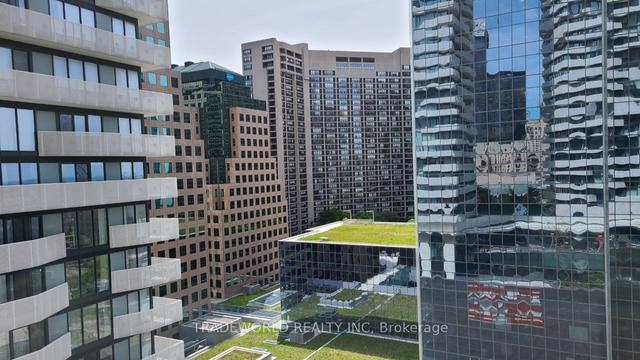 1508 - 100 Harbour St, Condo with 0 bedrooms, 1 bathrooms and 0 parking in Toronto ON | Image 9