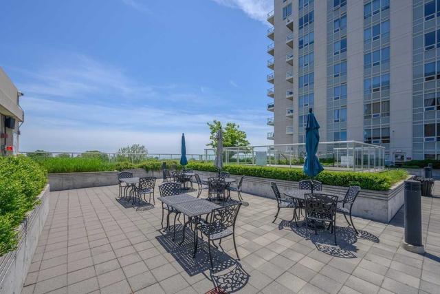 809 - 3865 Lake Shore Blvd W, Condo with 2 bedrooms, 2 bathrooms and 1 parking in Toronto ON | Image 11