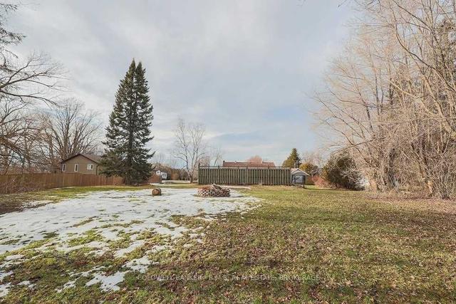 2425 County Road 3, House detached with 3 bedrooms, 4 bathrooms and 9 parking in Prince Edward County ON | Image 19