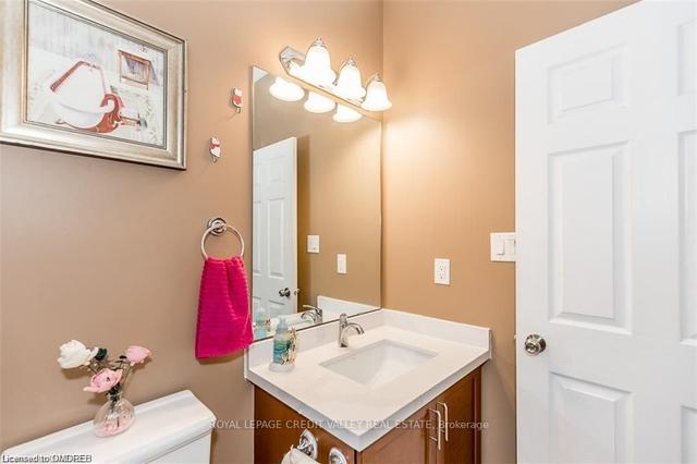 246 Kozlov St, House detached with 3 bedrooms, 3 bathrooms and 6 parking in Barrie ON | Image 19