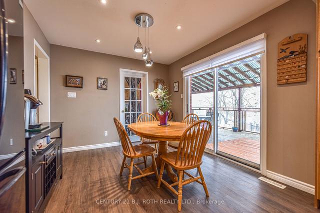33 Morton Cres, House detached with 4 bedrooms, 4 bathrooms and 6 parking in Barrie ON | Image 8