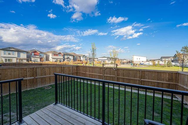 160 Savanna Way Ne, House detached with 5 bedrooms, 5 bathrooms and 4 parking in Calgary AB | Image 7