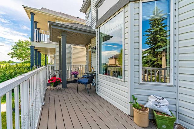 244 Chaparral Ridge Circle Se, House detached with 3 bedrooms, 3 bathrooms and 4 parking in Calgary AB | Image 4