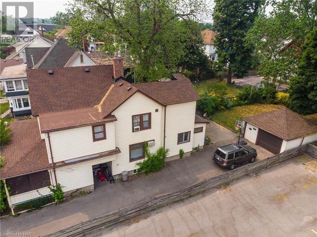 4433 Morrison Street, House detached with 4 bedrooms, 3 bathrooms and 6 parking in Niagara Falls ON | Image 2