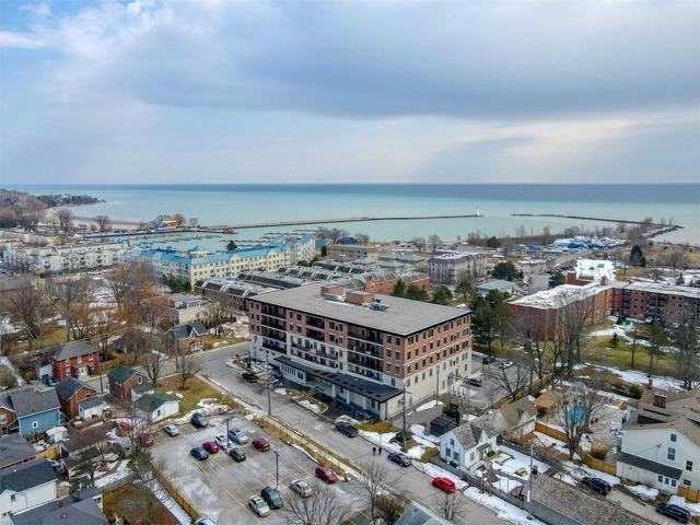 410 - 135 Orr St, Condo with 2 bedrooms, 2 bathrooms and 1 parking in Cobourg ON | Image 1