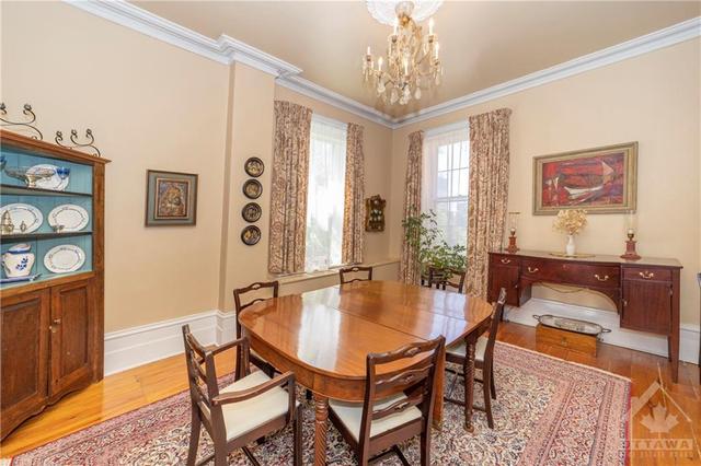 199 Daly Avenue, Townhouse with 3 bedrooms, 4 bathrooms and 2 parking in Ottawa ON | Image 4