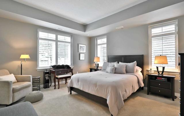 103 - 391 Plains Rd E, Condo with 2 bedrooms, 2 bathrooms and 1 parking in Burlington ON | Image 2