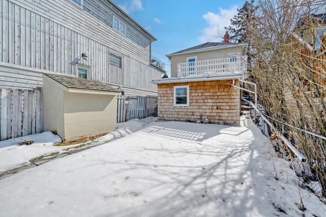 2220 27 Avenue Sw, House detached with 4 bedrooms, 2 bathrooms and 2 parking in Calgary AB | Image 37