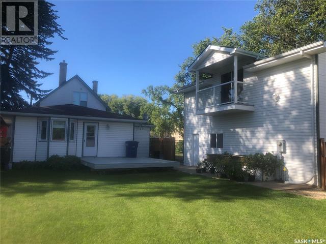 615 Carleton Street, House detached with 2 bedrooms, 2 bathrooms and null parking in Moosomin SK | Image 17