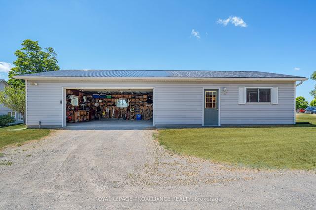 2439 County Rd 30, House detached with 2 bedrooms, 2 bathrooms and 10 parking in Brighton ON | Image 19