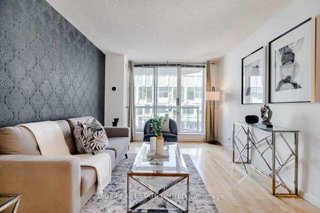 605 - 311 Richmond St E, Condo with 1 bedrooms, 1 bathrooms and 1 parking in Toronto ON | Image 1