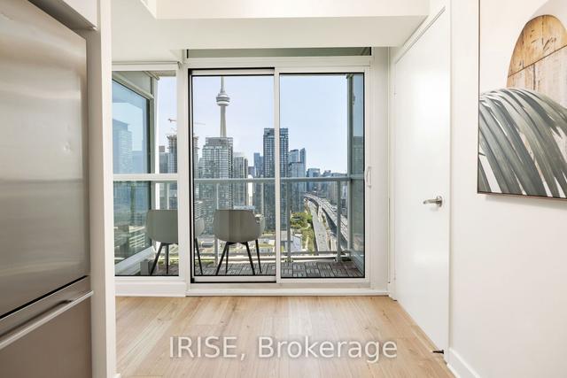 3206 - 75 Queens Wharf Rd, Condo with 3 bedrooms, 2 bathrooms and 1 parking in Toronto ON | Image 5