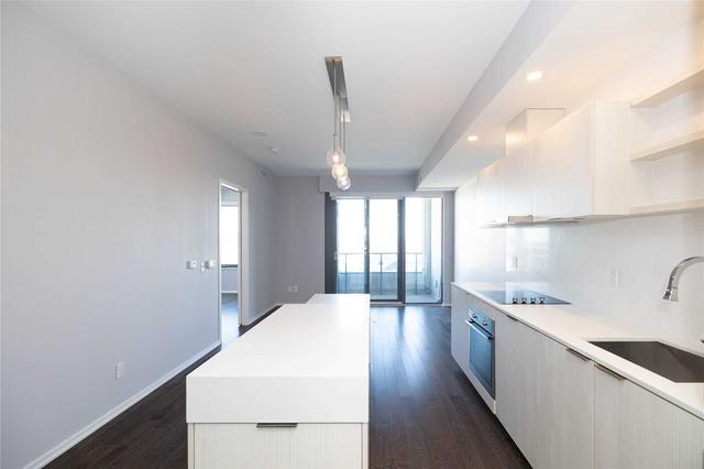 605 - 12 Bonnycastle St, Condo with 2 bedrooms, 2 bathrooms and 1 parking in Toronto ON | Image 8